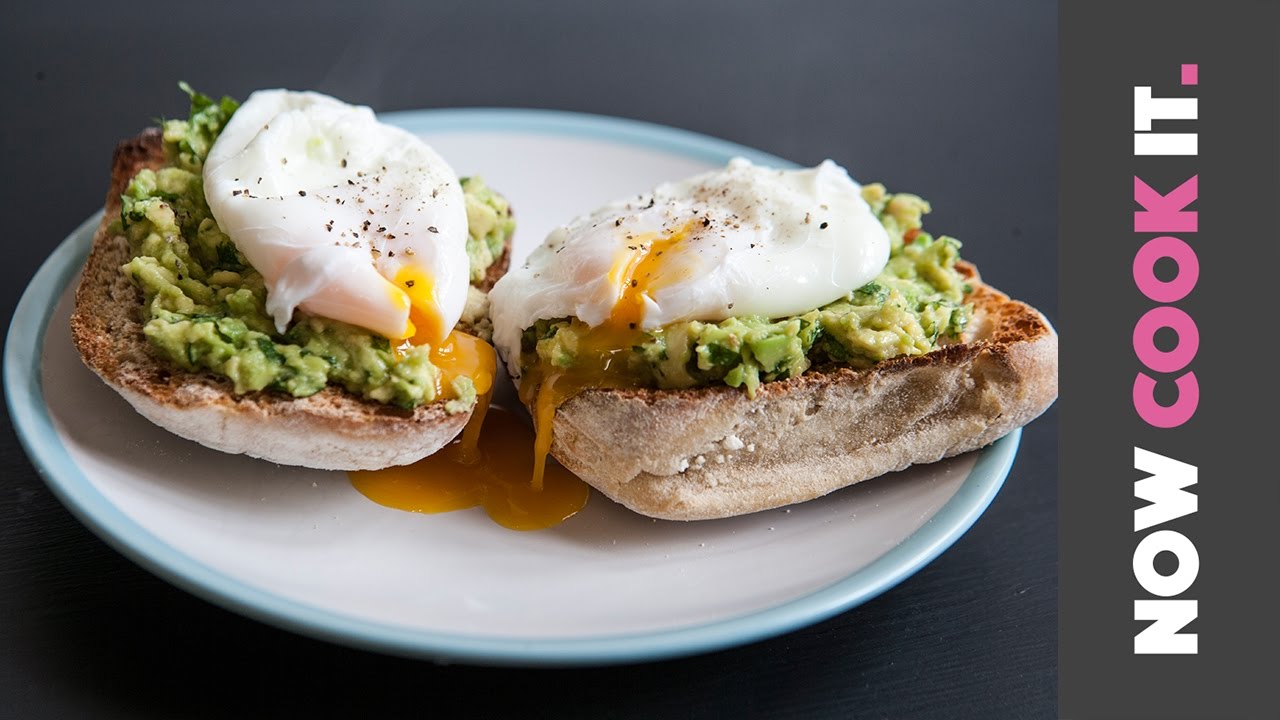 This recipe will show you how to make tasty smashed avocado, Africars24