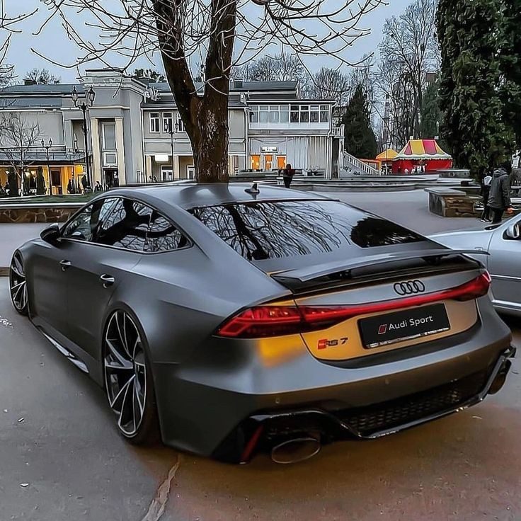 AUDI RS7 SPORTBACK 2021 : TOUTES LES MEILLEURES PHOTOS ET VIDÉOS, Africars24