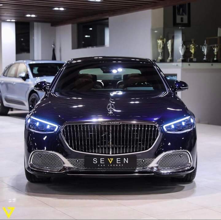 La nouvelle Mercedes Maybach S600 avec un puissant V12 de 621 chevaux,le sommet du luxe La nouvelle Mercedes Maybach S600 avec un puissant V12 de 621 chevaux,le sommet du luxe, Africars24