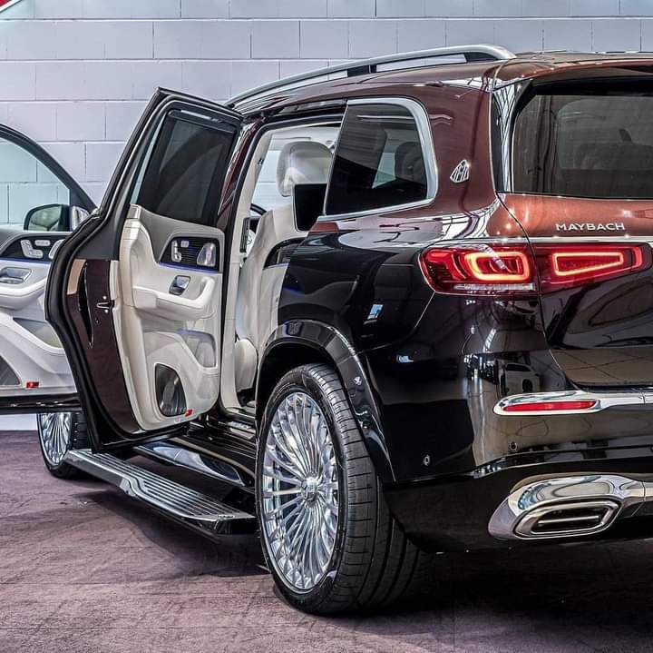 MERCEDES MAYBACH GLS600 4MATIC+ 558 CH 2022, Africars24