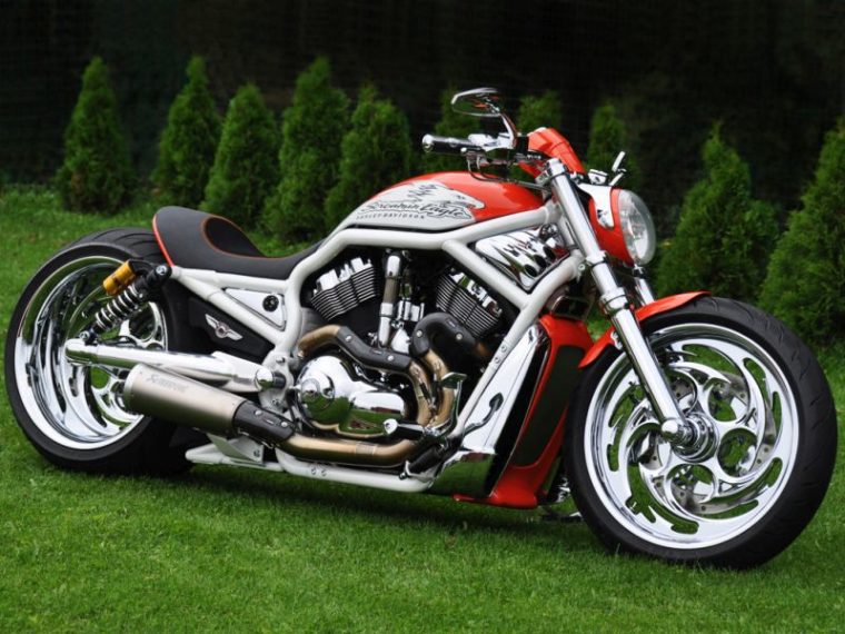 Harley Davidson VRSCB V-Rod par Freddy Design (photos & Vidéo) Harley Davidson VRSCB V-Rod par Freddy Design (photos & Vidéo), Africars24