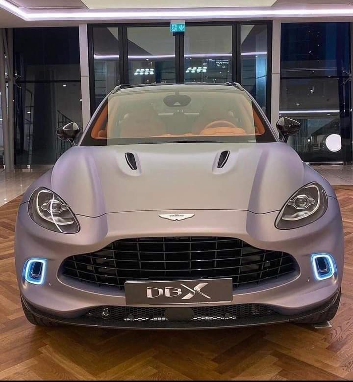 Aston Martin DBX 2022, nouveau restylage et nouvelles options revue (photos et vidéos) Aston Martin DBX 2022, nouveau restylage et nouvelles options revue (photos et vidéos), Africars24