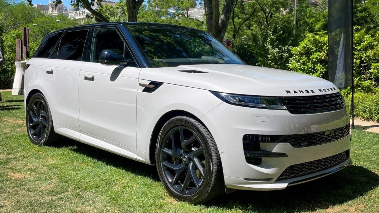 Nouveau Range Rover Autobiography 2023 spécifications, prix et conduite du SUV de luxe