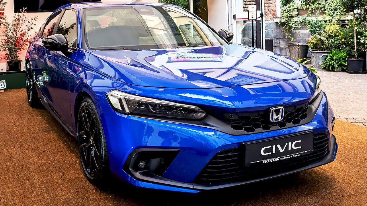 Nouvelle Honda Civic Sport hybride 2023