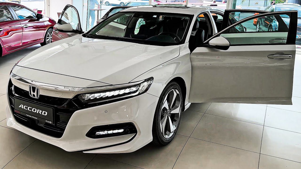 Honda Accord 2022 : la magnifique Berline Familiale dans un sublime blanc cristallin Honda Accord 2022 : la magnifique Berline Familiale dans un sublime blanc cristallin, Africars24