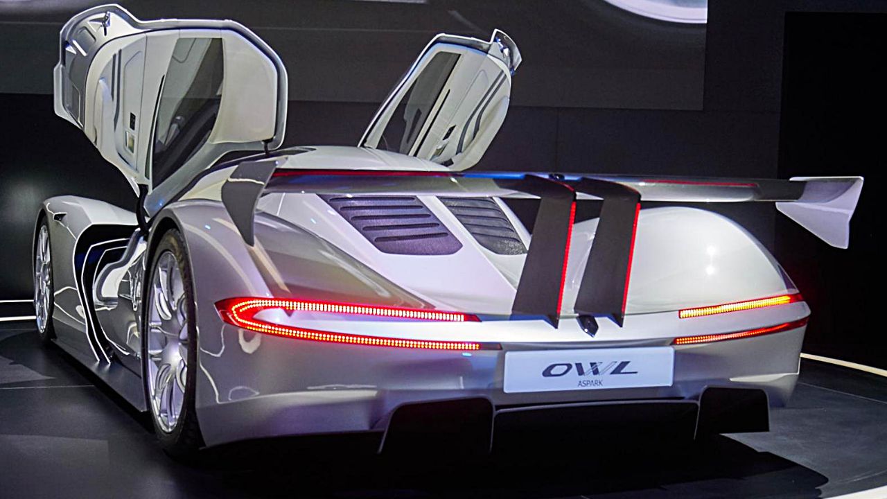Ce magnifique bijou de 2012 ch limité à 50 exemplaires est la supercar la plus rapide au monde en 2023 de 0 à 100 km/h, Africars24