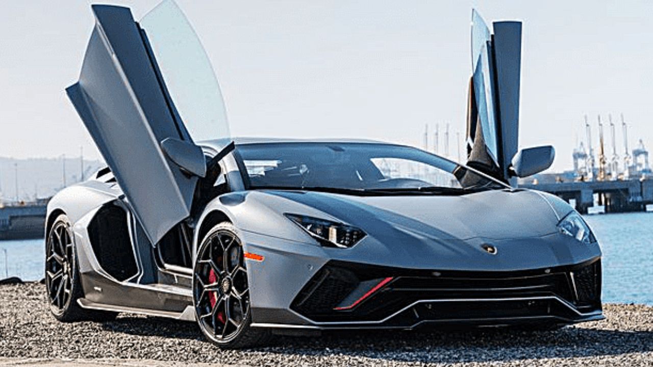 Lamborghini Aventador Ultimae LP 780-4 2022 : la dernière d&rsquo;une longue lignée de supercars à moteur V12 central, Africars24