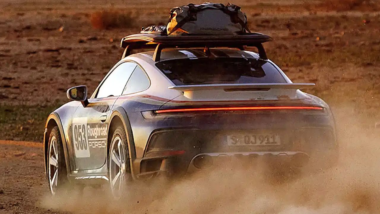 VIDÉO : Nouvelle Porsche 911 Dakar Edition Limitée 2023 VIDÉO : Nouvelle Porsche 911 Dakar Edition Limitée 2023, Africars24