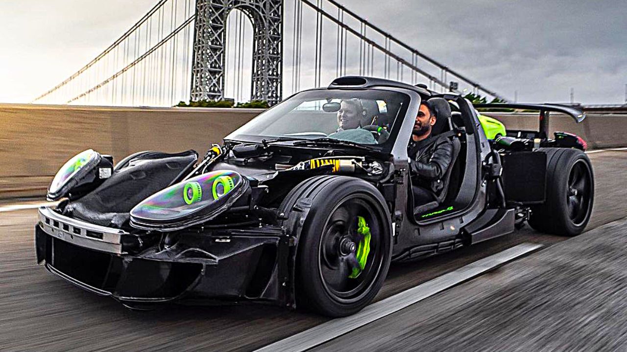 La Gemballa, une version personnalisée de la Porsche Carrera GT, a récemment été présentée à New York, Africars24