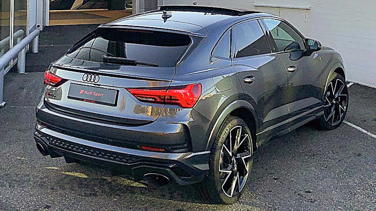 Cette nouvelle RSQ3 2023 d’Audi fait partie d’une édition très spéciale limitée à juste 555 exemplaires au monde Cette nouvelle RSQ3 2023 d’Audi fait partie d’une édition très spéciale limitée à juste 555 exemplaires au monde, Africars24