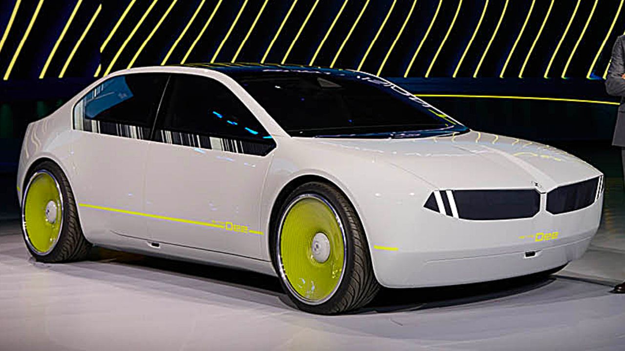 L&rsquo;i Vision Dee 2023 : la nouvelle  berline caméléon de BMW capable de changer de couleur et faire des grimaces, Africars24