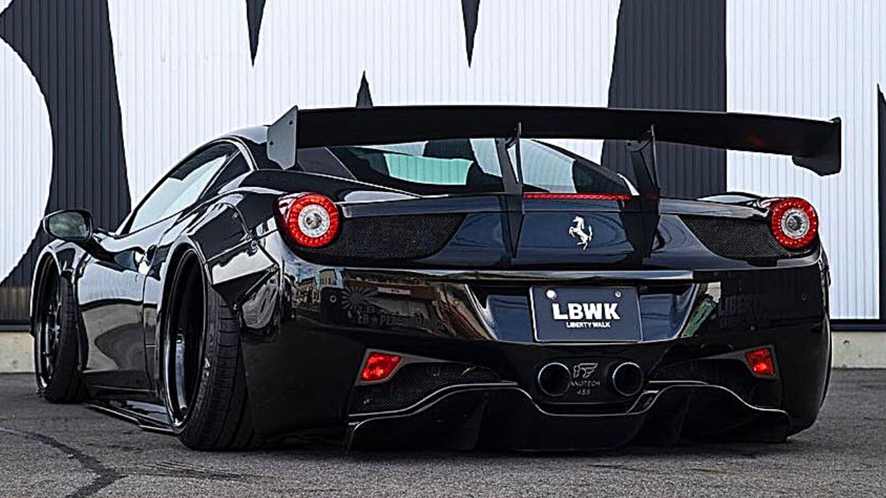 La Ferrari 458 reçoit un relooking spectaculaire du tuner japonais Liberty Walk, Africars24