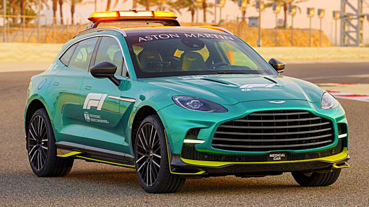 L’Aston Martin DBX707 devient la voiture médicale officielle de Formule 1 FIA 2023 L’Aston Martin DBX707 devient la voiture médicale officielle de Formule 1 FIA 2023, Africars24