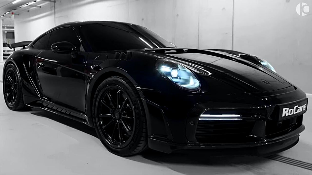 Porsche 911 Turbo S 2023 : un nouveau monstre tout en carbone noir et bleu signé TopCar Design, Africars24