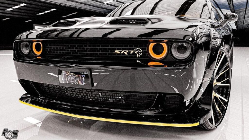 challenger-redeye-comes-from-muscle-car-heaven-cant-dodge-its-big-wheel-thirst_4