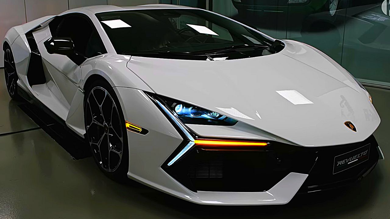 Lamborghini Revuelto 2024 : au cœur du monstre italien, Africars24