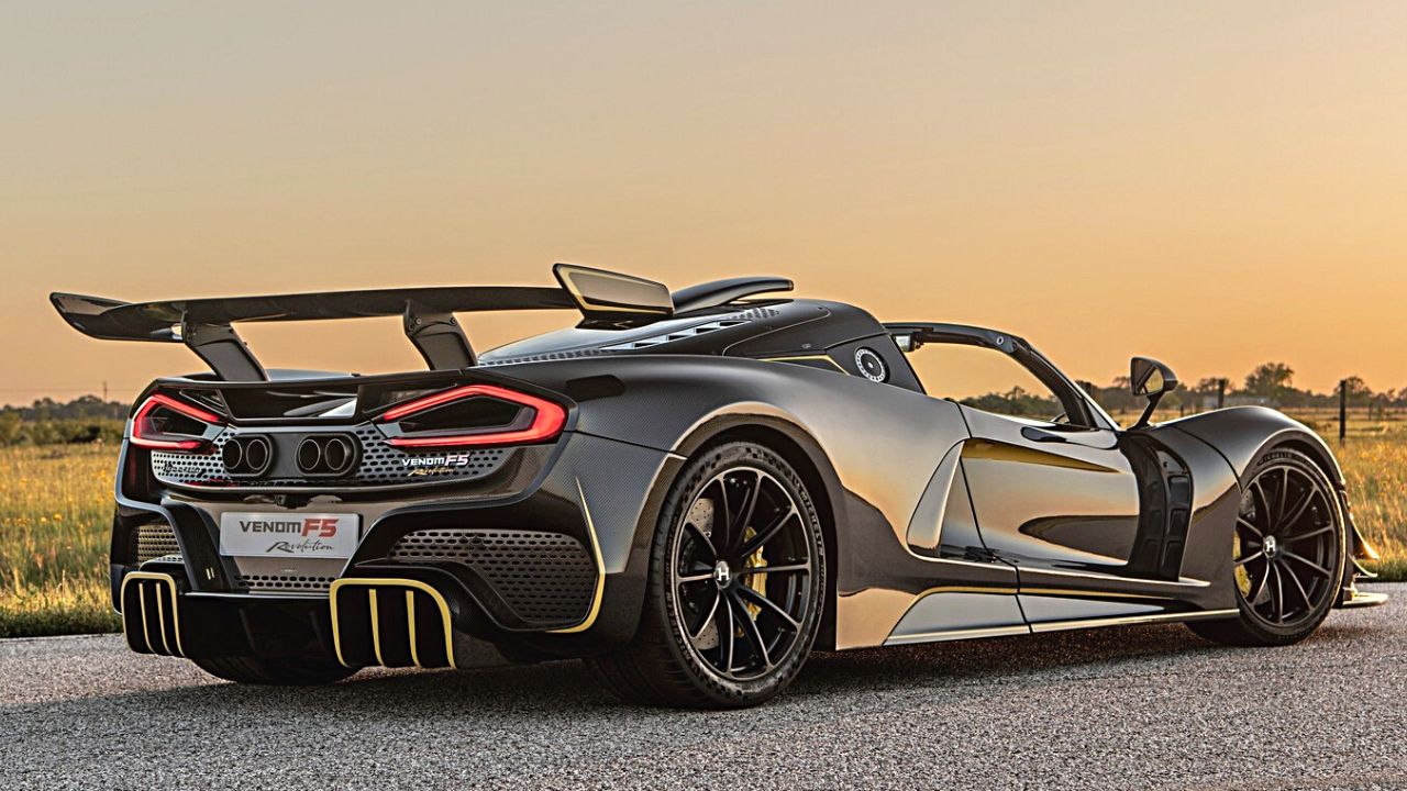 La Hennessey Venom F5 Revolution Roadster 2023 : la plus puissante et la plus rapide des roadsters au monde, Africars24