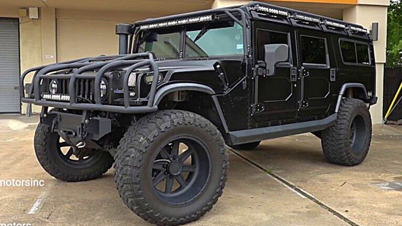 À la découverte du célèbre Hummer H1 sous-marin  Search And Destroy, Africars24