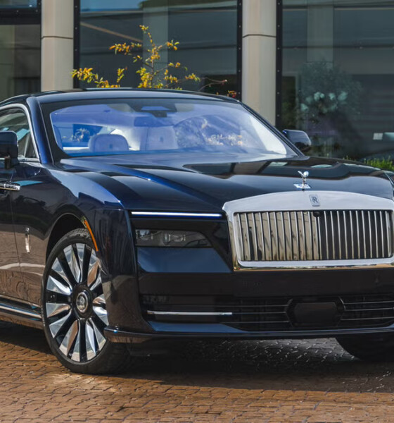 Pourquoi 99% des gens ne comprendront jamais vraiment le luxe de la Rolls-Royce Spectre, Africars24