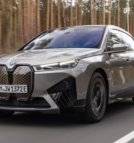 Votre Téléphone Ouvre Votre BMW iX : L&rsquo;Adieu Définitif aux Clés de Voiture ?, Africars24