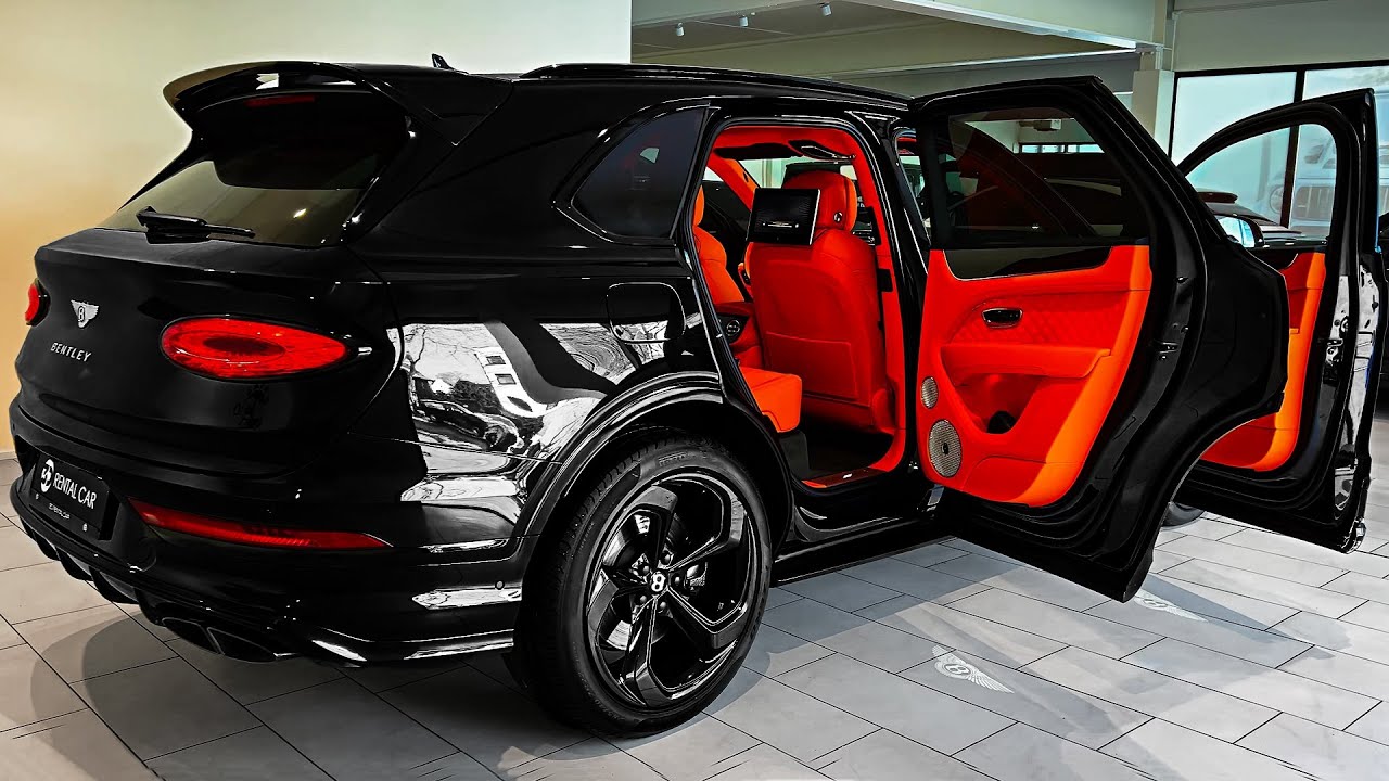 Bentley Bentayga S : L&rsquo;SUV Devenu Une Œuvre d&rsquo;Art. Comment la Peinture et le Design Captivent Plus que la Performance., Africars24